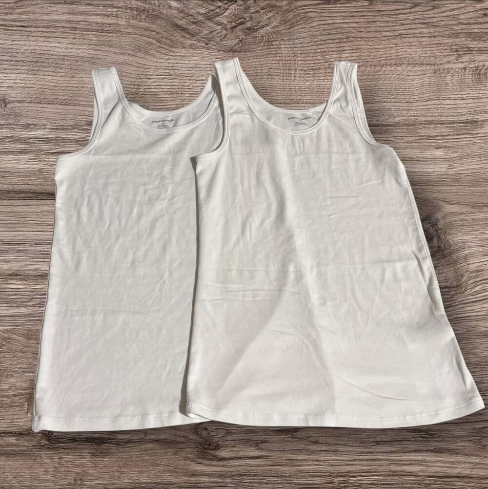 2 White Tank Tops Size Lg